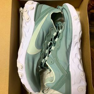 Matcha Green Nike Shoes!